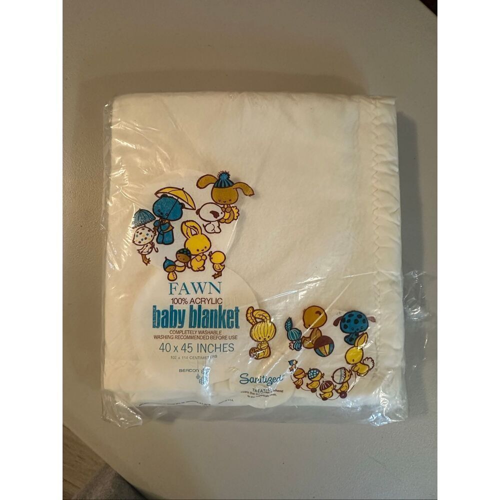 Vintage Beacon Baby White Acrylic Satin Trim Animals Fawn Crib Blanket Size 40 x